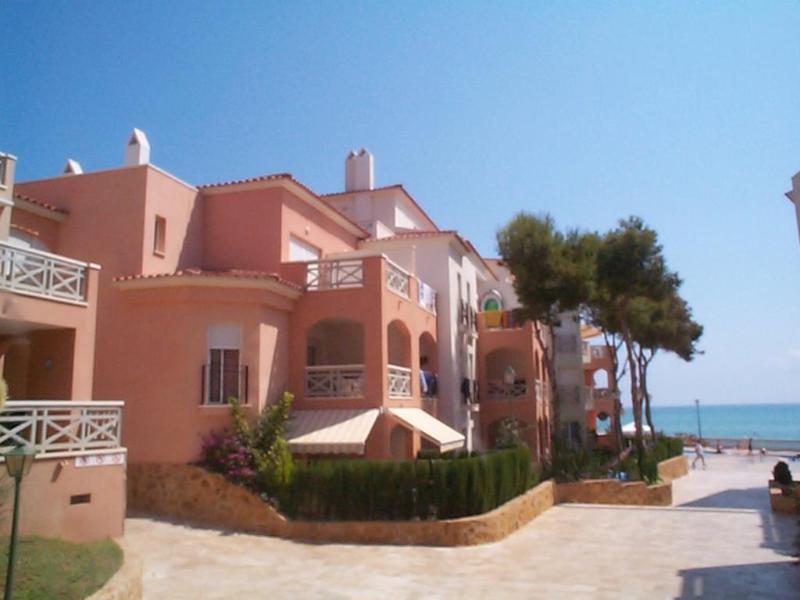 Peñíscola Apartamentos Residencial Edison מראה חיצוני תמונה